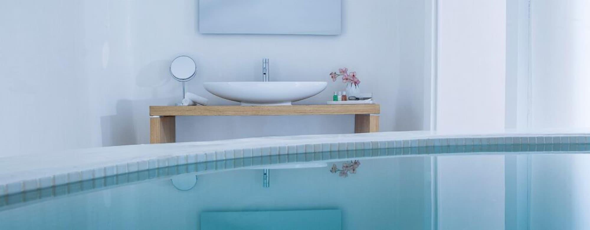 Aliko Luxury Suites Imerovigli  Exteriör bild